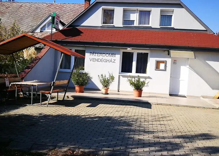 Paterdombi Vendeghaz
