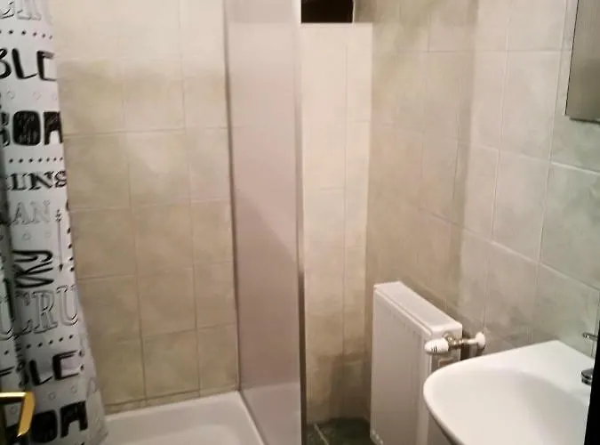 Paterdombi Vendeghaz Konukevi