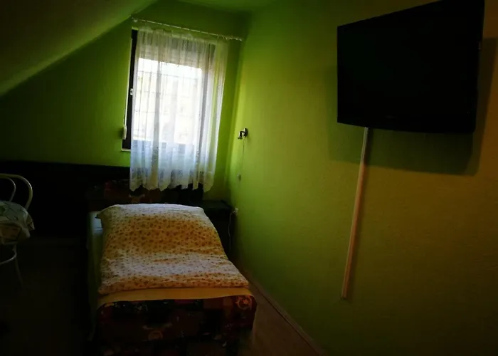 Paterdombi Vendeghaz *